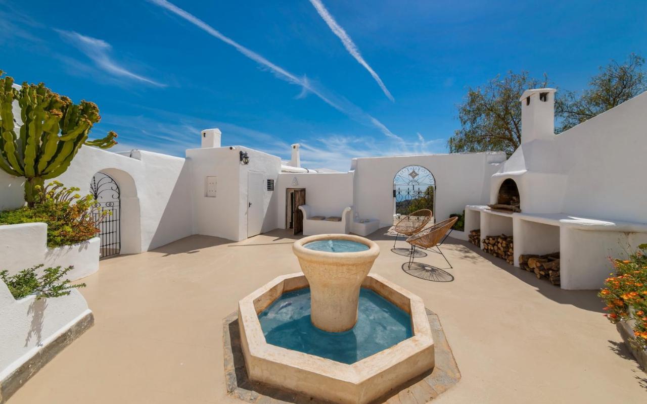 Cortijo El Albaricoque De La Sierra - Finca De 75 Hectareas ! Níjar Екстериор снимка